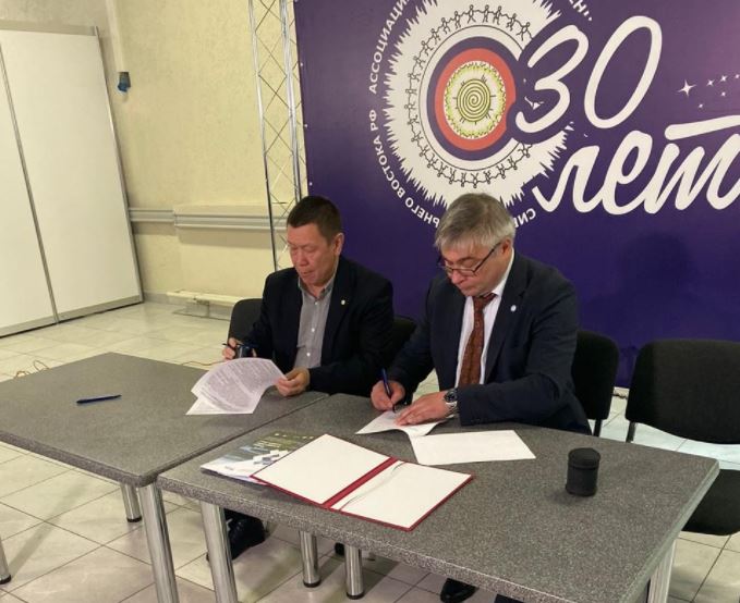 ПОРА и АКМНСС и ДВ РФ подписали соглашение о сотрудничестве