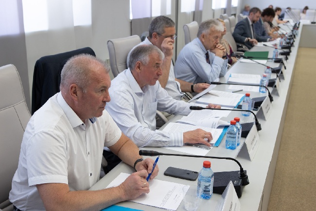 © Фото: А. В. Бурмистров, пресс-служба Законодательного Собрания 1316842066220705 8844 0