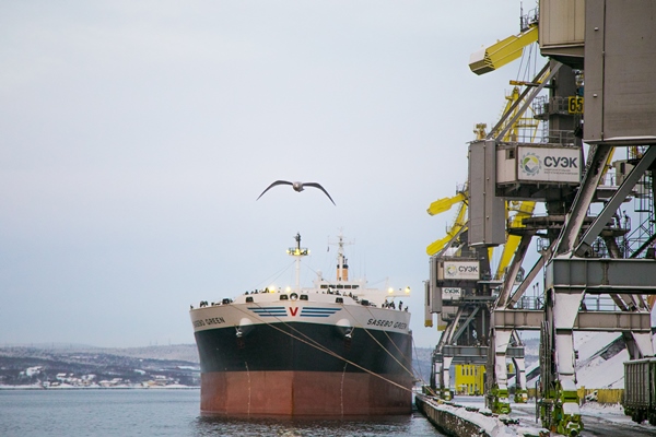 Мурманский морской торговый порт получил наивысшую оценку реализации экологической программы
