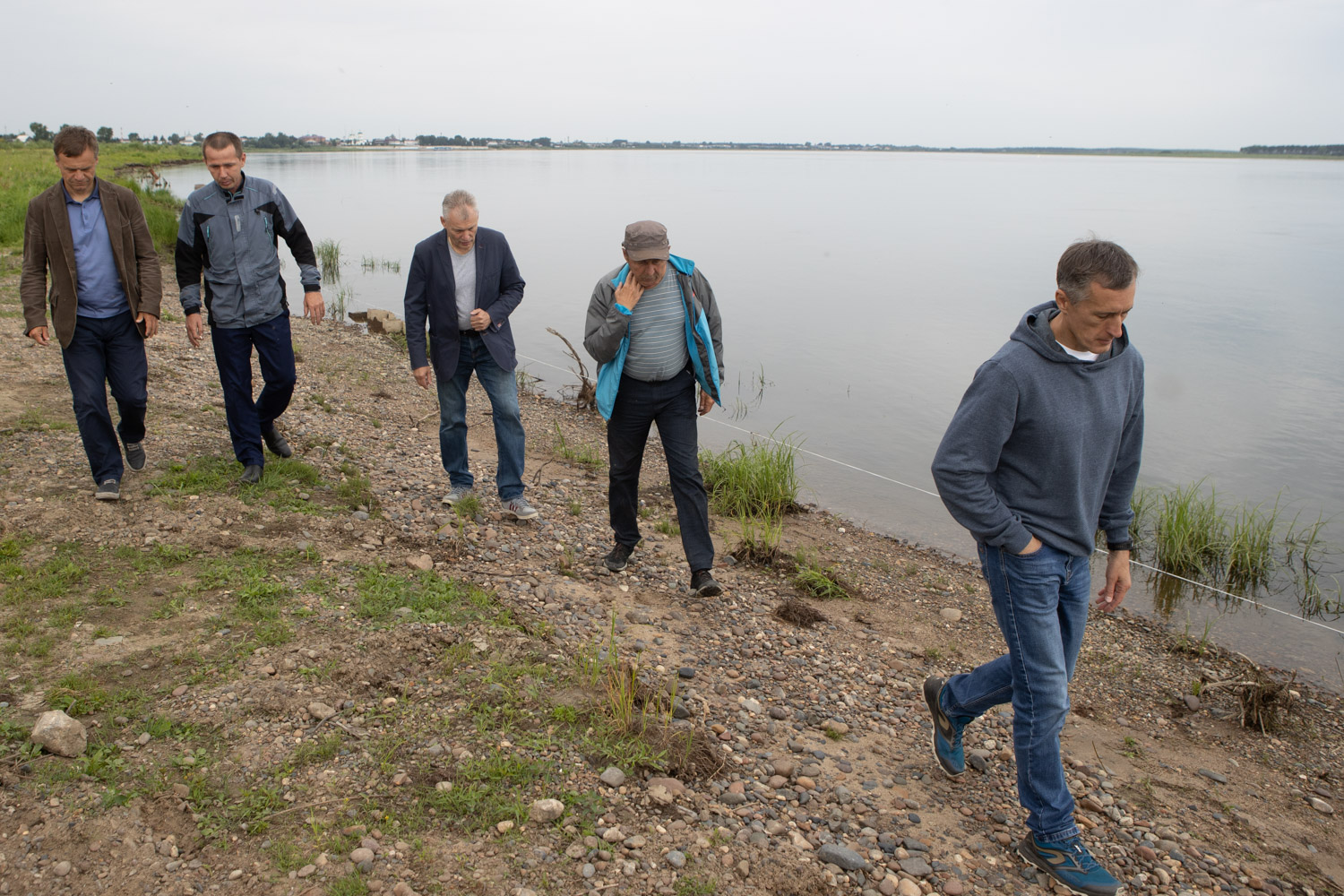 1051692317230715 6399